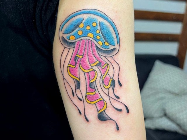 25 Amazing Jellyfish Tattoo Ideas To Appear Into Right now 